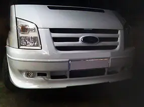 Накладка на передній бампер (з решіткою) Ford Transit 2000-2014 рр. AUC Тюнінг переднього бампера Форд Транзит