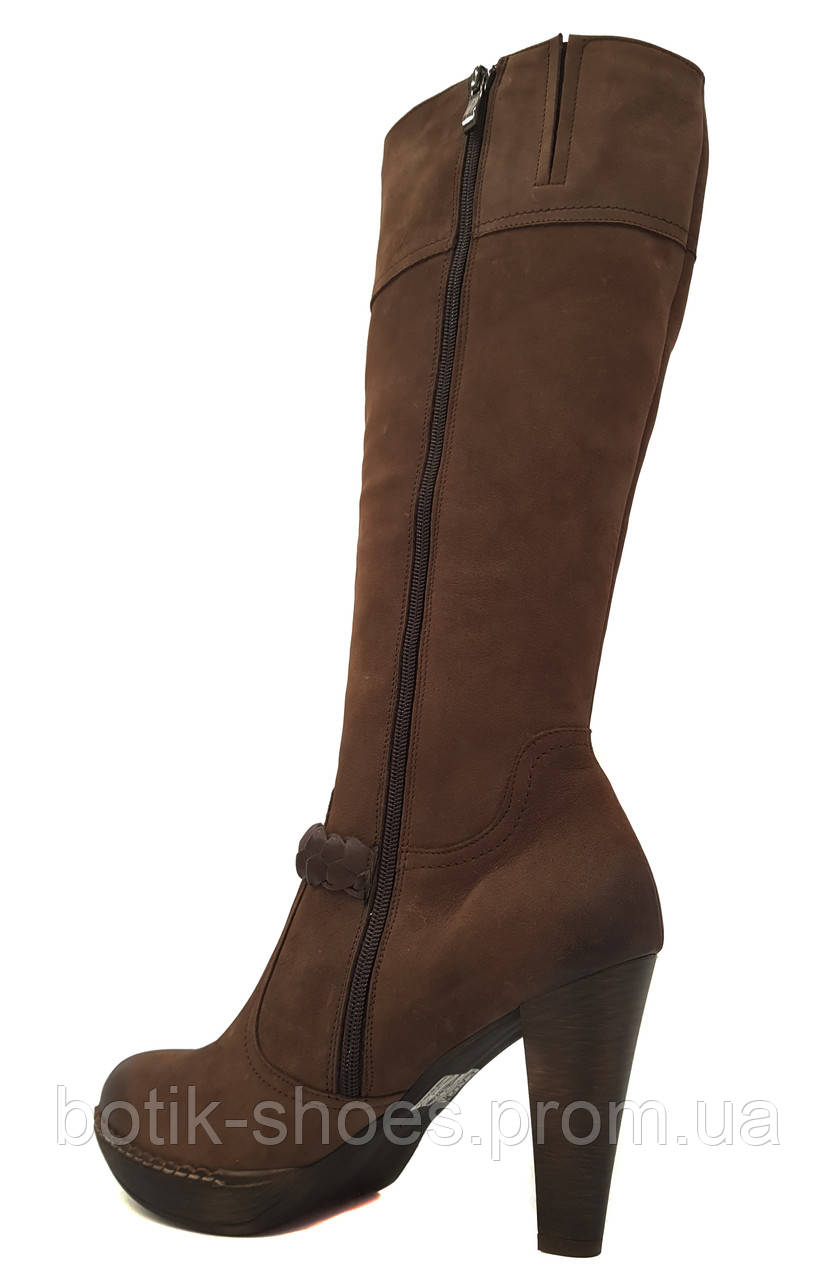 Женские кожаные сапоги на высоком каблуке платформе весенние удобные коричневые польша 40 размер Kati 5341 - фото 4 - id-p1737234357