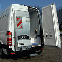 Гидроборт со складной платформой для фургона Sorensen X1A 600F с грузоподъемностью 600 кг