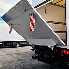 Гідроборт до вантажівки Sorensen X4A 1502 з вантажопідйомністю 1500 кг