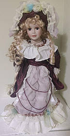 Декоративна лялька сувенірна, порцелянова, колекційна Porcelain doll " Лідія" (40 см), 1303-13/1