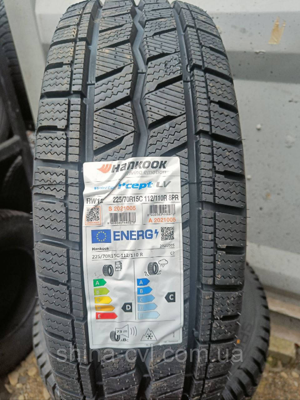 Зимові вантажні шини 225 70R15C 112/110R 8PR HANKOOK RW12