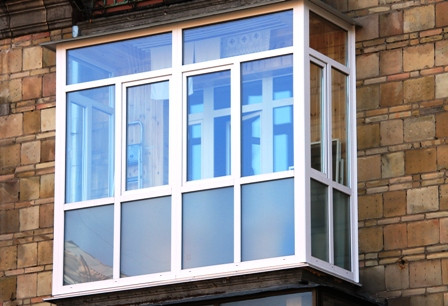 скління балкона в хрущовці від підлоги