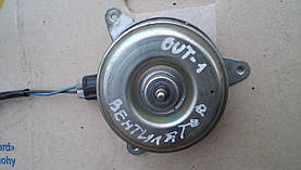 Мотор, вентилятор Mitsubishi Outlander 2.0i, 2005г.в. MR312898