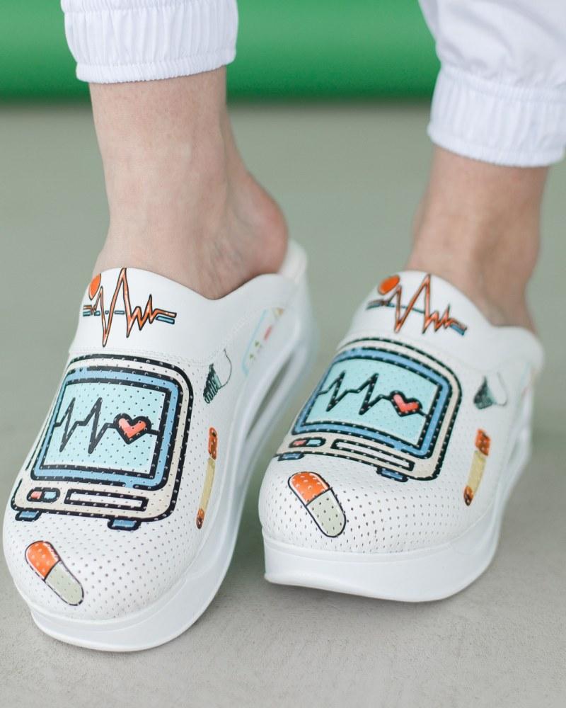 Медична взуття сабо Heartbeat white з підошвою AirMax розміри: 37, 38, 40