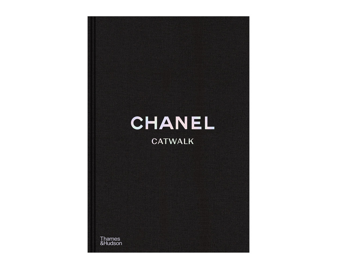 Книга Chanel Catwalk: The Complete Collections