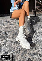 Жіночі зимові черевики в стилі Dolce Gabbana натуральна шкіра на хутрі білого коляру