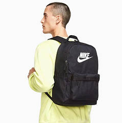 Рюкзак спортивний міський Nike Heritage Backpack 25 л (DC4244-010)