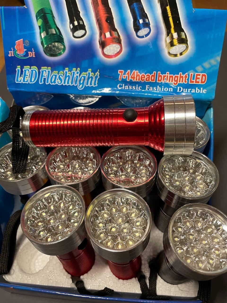 СВЕТОДИОДНЫЙ ФОНАРЬ на 14 LED РУЧНОЙ НА БАТАРЕЙКАХ АЛЮМИНИЕВЫЙ — Купить ...