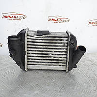 Радиатор интеркуллера 2.5 TDI Audi A4 радиатор интеркулера Ауди А4 8E0145805P
