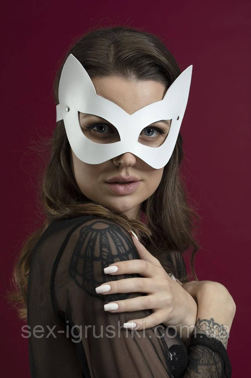 Маска кішечки Feral Feelings - Kitten Mask, натуральна шкіра, біла SO3411