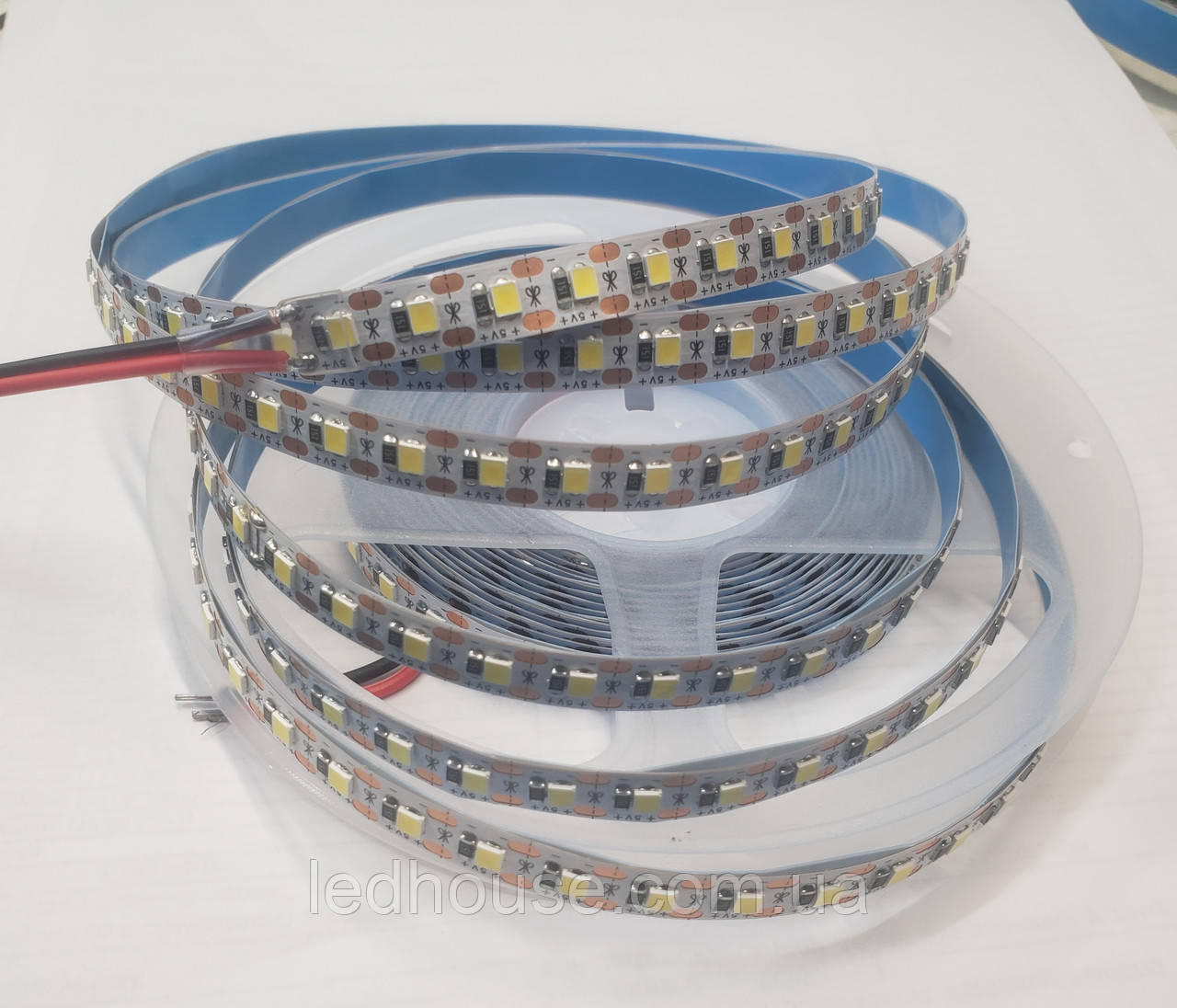 Світлодіодна стрічка 5 Вольт 2835 (120LED/м) IP20