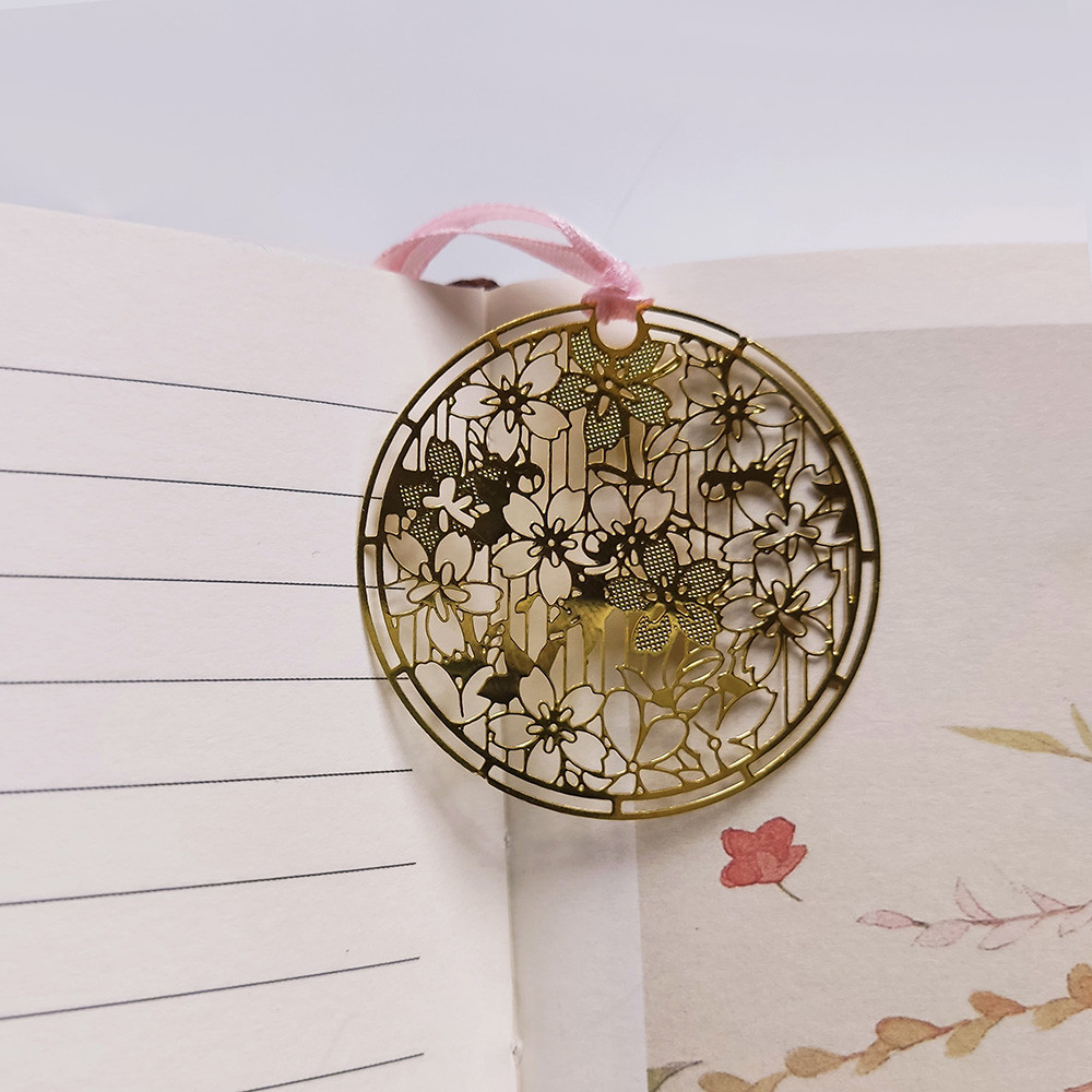 Закладка для книги Золота "Квіткове мереживо"