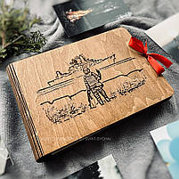 Дерев'яний фотоальбом - подарунок військовим, для чоловіка, жінки, солдату | оригінальний альбом руский воєнний корабль іди на..., фото 2