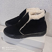 Жіночі замшеві зимові черевики сліпони на хутрі чорні 42р = 27 см