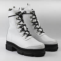 Белые ботинки на меху на платформе женская обувь больших размеров 40-44 COSMO Shoes White Queen BS