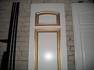 Дубові білі міжкімнатні двері з позолотою
