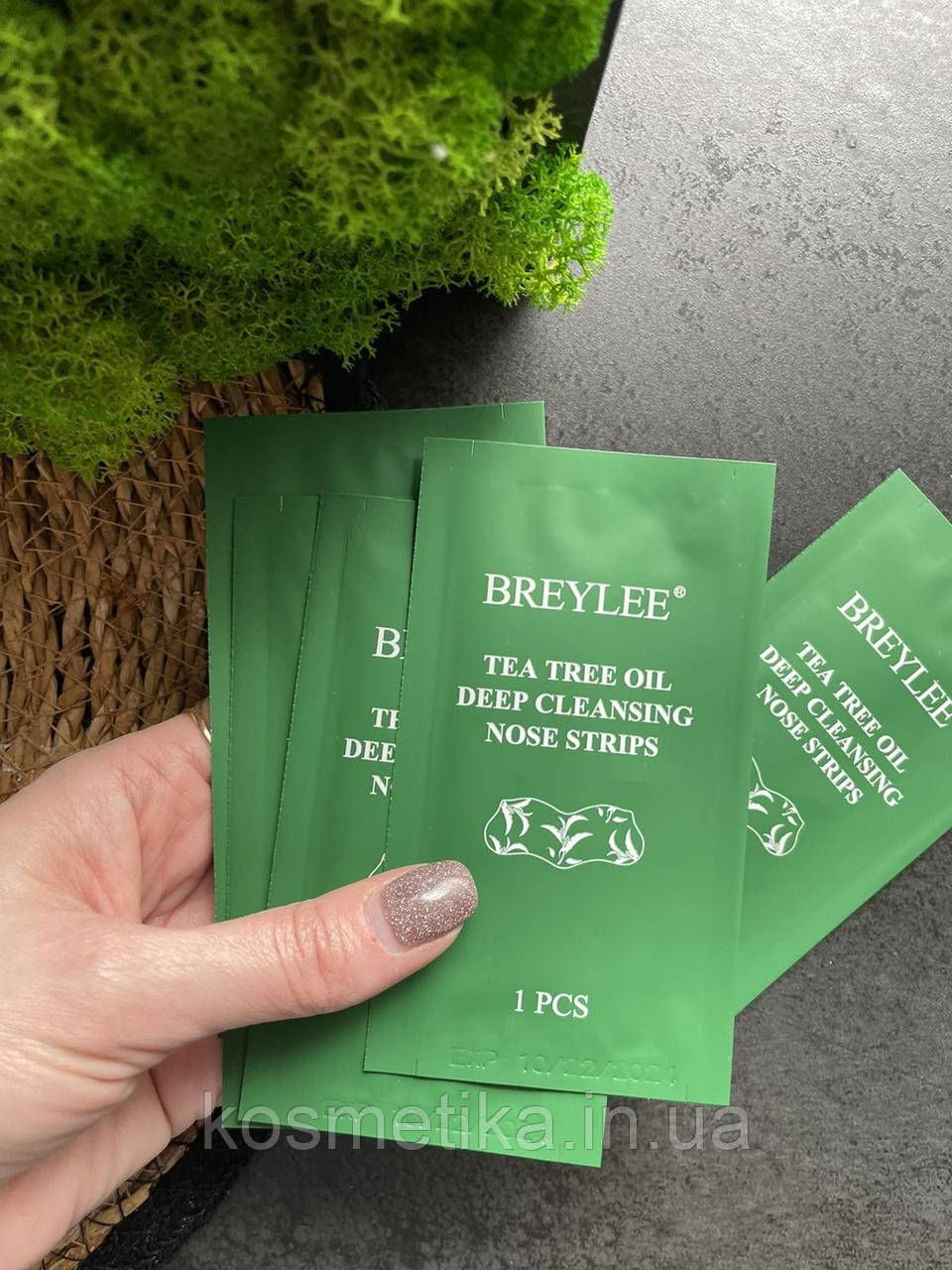 Смужка для носа від чорних цяток з олією чайного дерева Breylee Tea Tree Oil Deep Cleansing Nose Strips