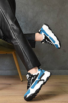Кросівки жіночі комбінованого кольору на шнурівці                                                    153028M