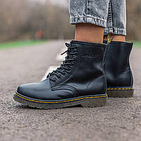 Женские ботинки Dr.Martens Black черные натуральная кожа осень-весна берцы на коричневой подошве унисекс