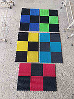 Разноцветный входной пластиковый коврик Шахматы 40х60см Травка придверный в клетку