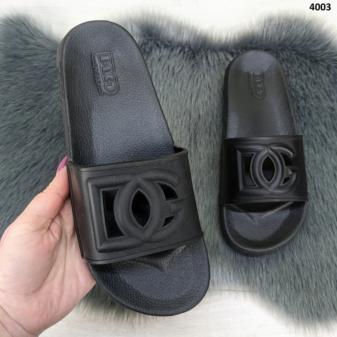 Шльопанці сланці жіночі чорні пінка Dago Style