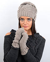 Зимний вязаний женский комплект шапка перчатки теплый на флисе Светло-коричневый