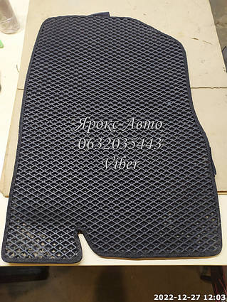 Килимок у салон пасажирський передній для Mazda 3 ЕВА (2003-2009) 000036787