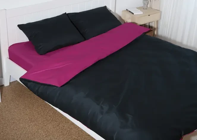 Євро постіль 200х220 Двостороння постільна білизна (20143) Ранфорс бавовна Однотонний чорний-бузковий, фото 1