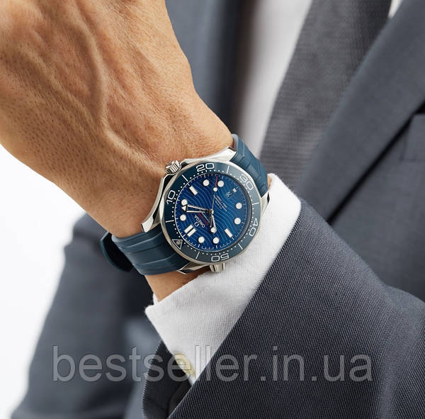 OMEGA SEAMASTER CO AXIAL MASTER CHRONOMETER 42 MM BLUE SILVER. VIP