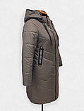 Жіноча демісезонна довга куртка великих розмірів "Уляна", коричнева, фото 4