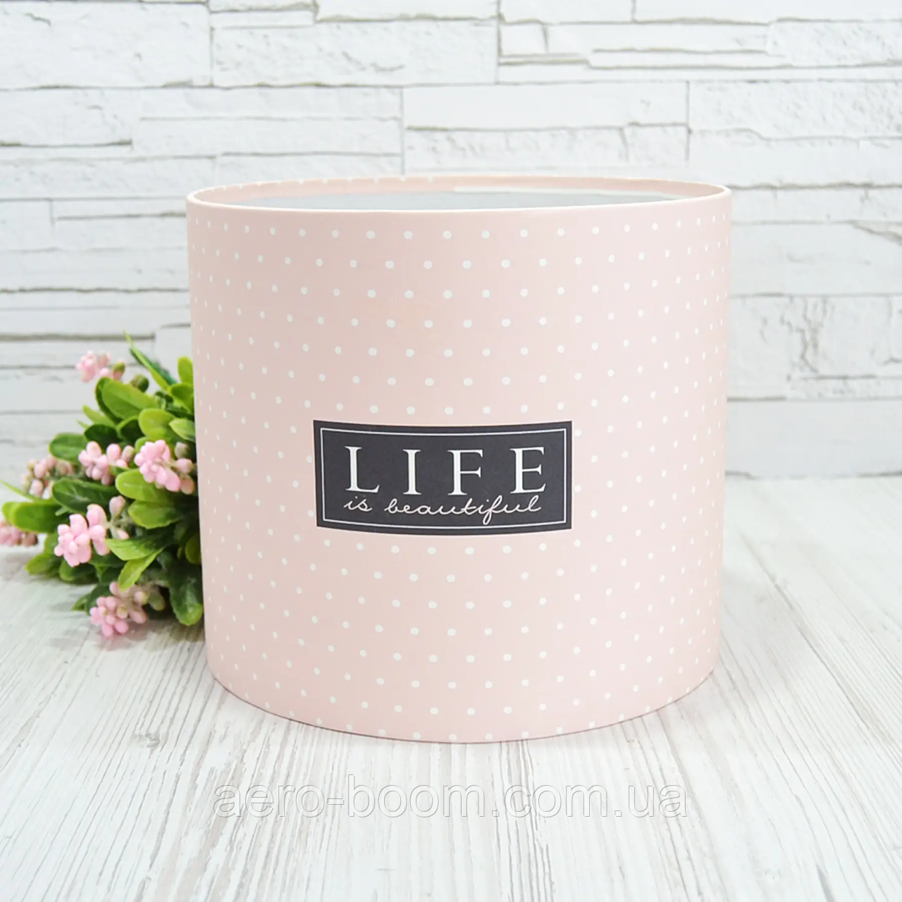 Шляпна коробка "LIFE IS BEAUTIFUL" 20 см