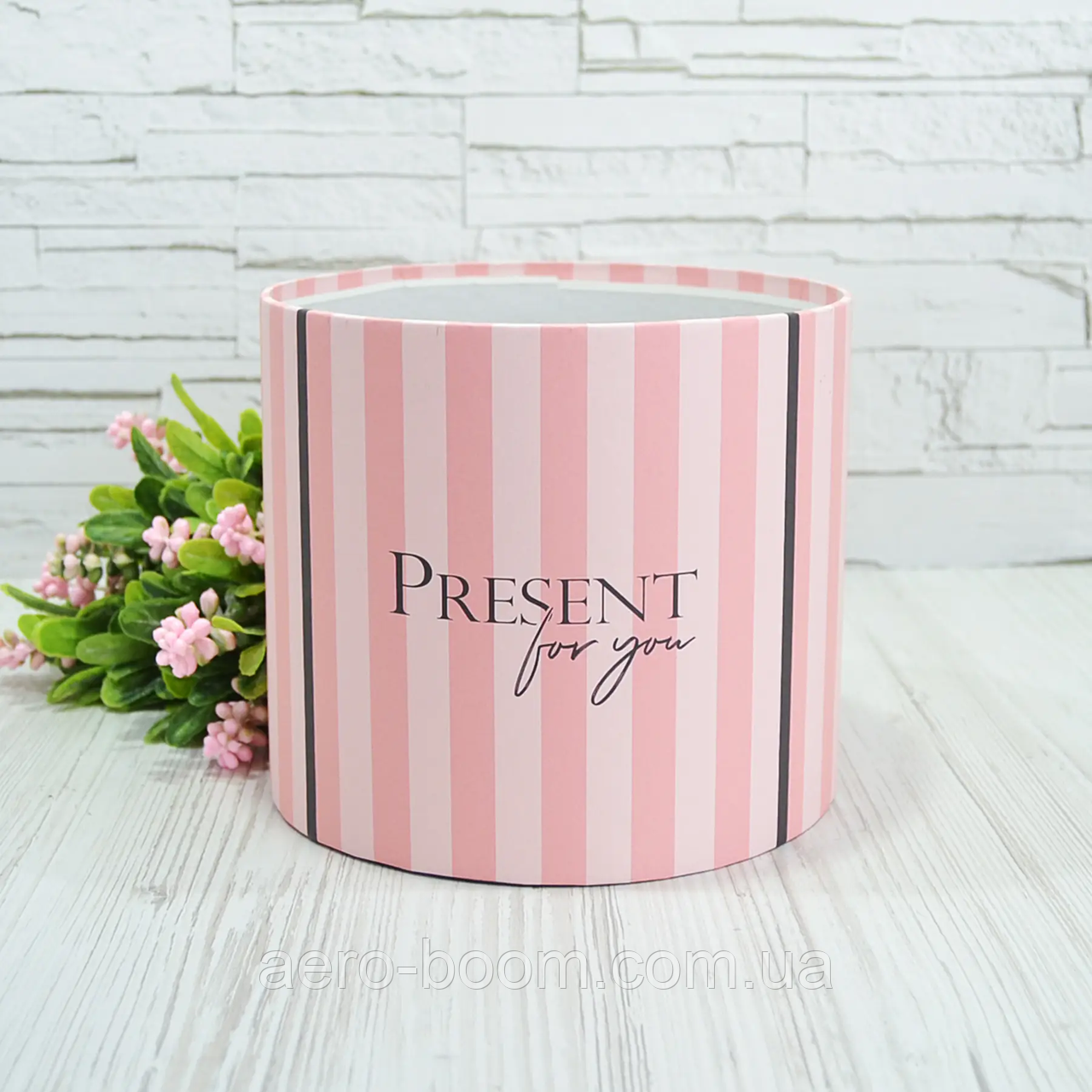 Шляпна коробка "PRESENT FOR YOU" 18 см