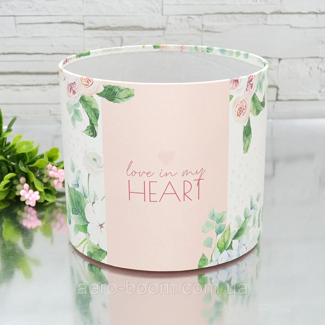 Шляпна коробка "LOVE IN MY HEART" 18 см
