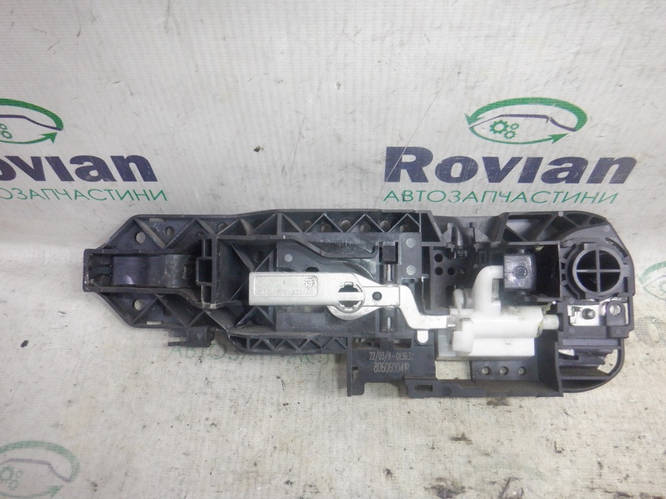 Купить Ручка наружная двери правая Renault MEGANE 3 2009-2013 (Рено ...