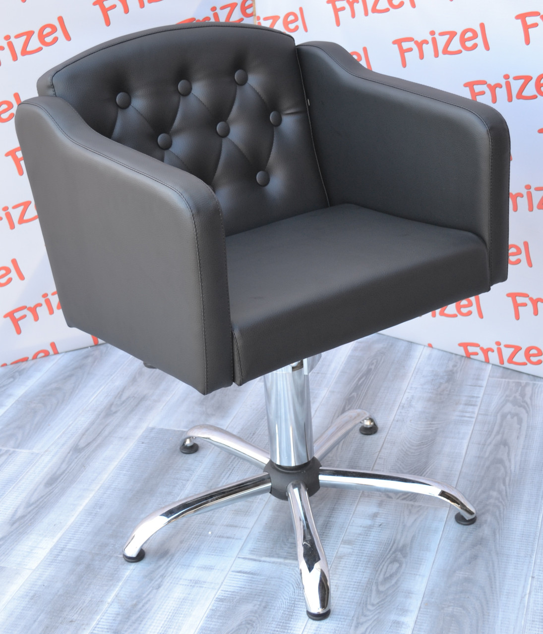 Перукамерське крісло Еспанія на гідравліку хрестовина хром екошкіра чорна (FrizelTM)
