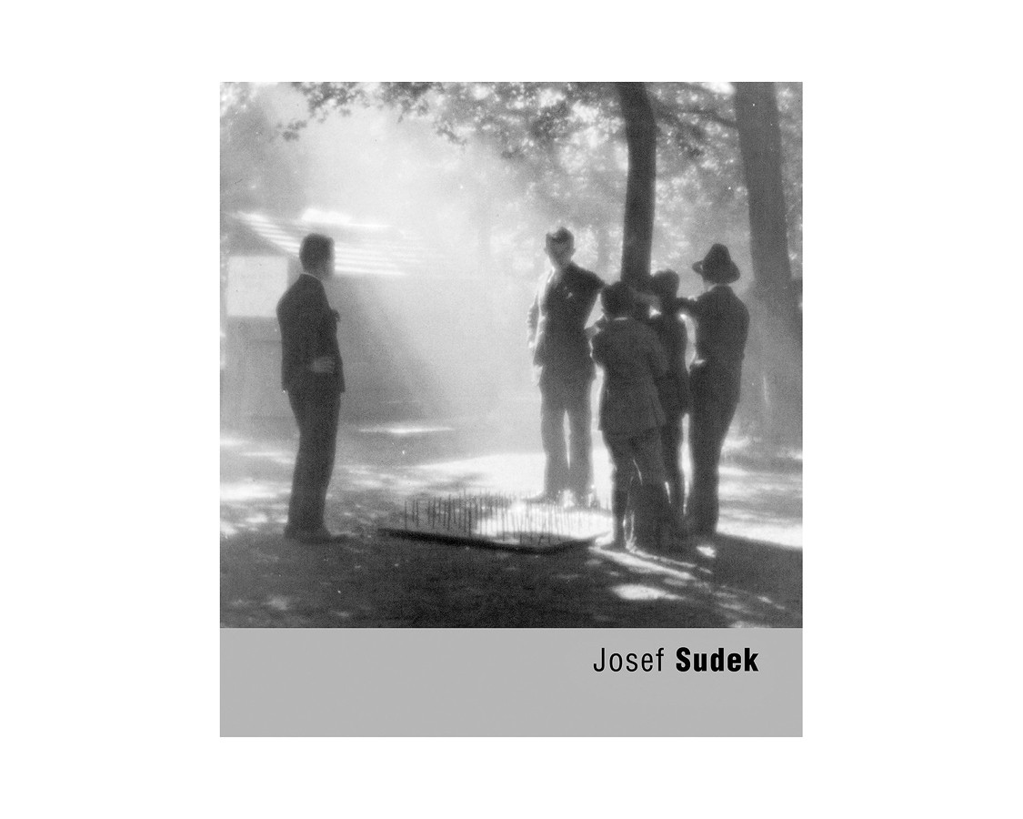 Фотомистецтво історія книга для фотографів роботи Йозефа Судека Josef Sudek "Fototorst" книги з фотографії