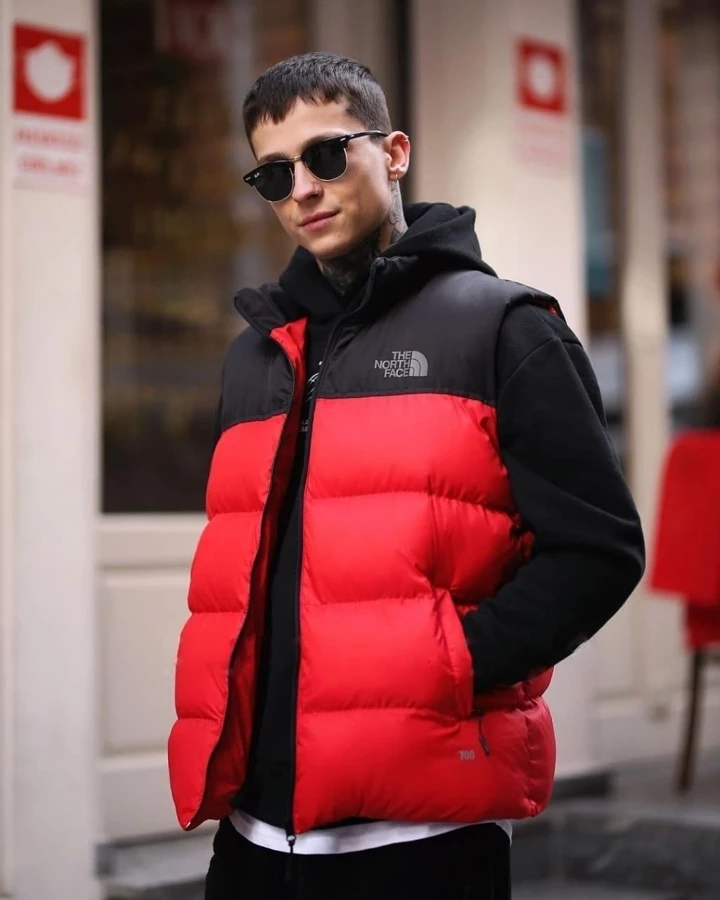 Купить Жилетка TNF красная, цена 1199 грн — Prom.ua (ID#1740892911)