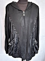 Тонкая демисезонная трикотажная черная женская куртка-ветровка с капюшоном, размер 50
