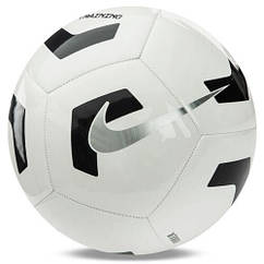 М'яч футбольний Nike Pitch Training Soccer Ball розмір 5 для ігор та тренувань аматорського рівня (CU8034-100)