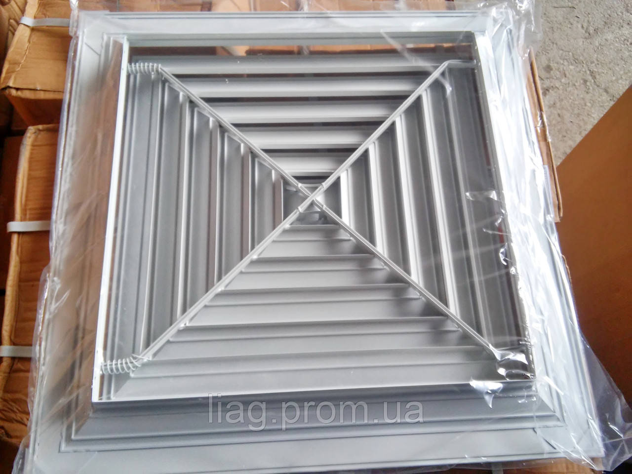 Потолочный диффузор алюминиевый 300*300 - фото 2 - id-p290595360