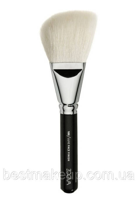 Пензель 100 Luxe Face Finish від ZOEVA в індивідуальному силіконовому чохлі