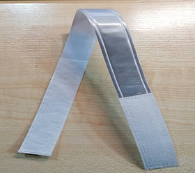 Стрічка світловідбивна на липучці 45х2,5см.