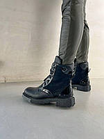 Женские зимние ботинки Louis Vuitton Boots Black Fur (чёрные) тёплые красивые сапоги с мехом LV004 cross