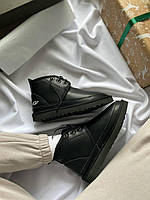 Женские зимние ботинки Ugg Neumel "Leather Black" (чёрные) короткая повседневная тёплая обувь с мехом UG085