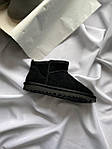 Жіночі зимові чоботи Ugg Ultra mini Suede Lux (чорні) короткі міні уги з хутром UG083 топ, фото 10