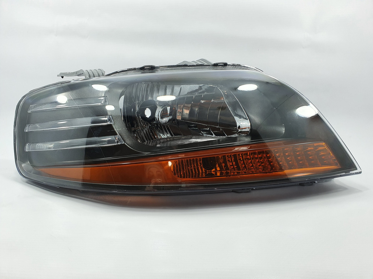 Фара передня права Авео 2 механічна без корректора виробник Угорщина