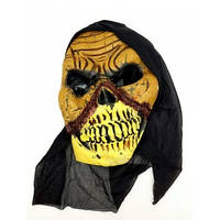 Латексная маска на Хэллоуин