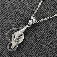 Кулон на ланцюжку сріблястого кольору металеве чорне серце з пелюстками завдовжки 45 см