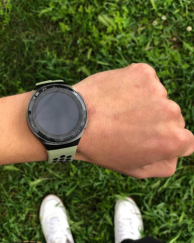 Купить Смарт часы МediaТek 3 зеленые, с памятью 8 Gb и подключением ...